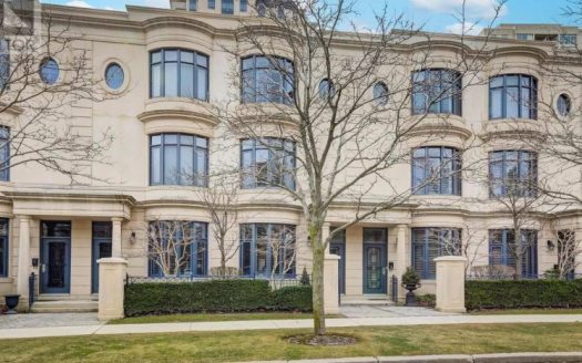 23 Elkhorn Dr Th-5 Toronto
