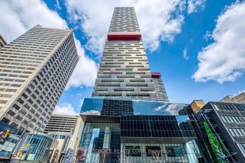 8 Eglinton Ave E 5212 Toronto
